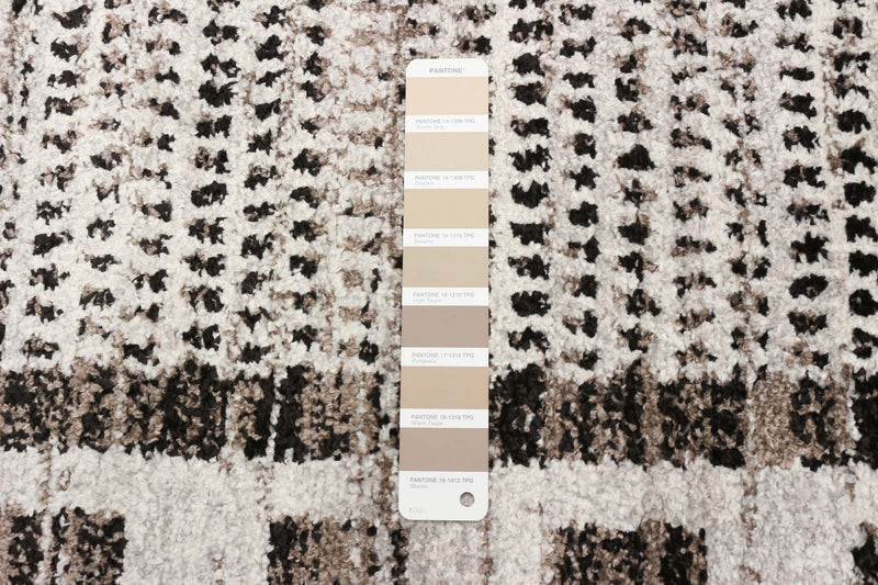 Vera Quattro Ivory/Grey Area Rug - 7'10\" x 10'5\"
