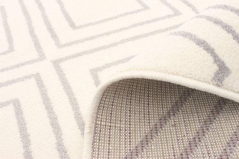 August Geod White-Grey 6'7\" x 9'6\" Area Rug