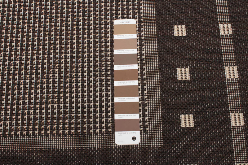 Clementine Chocolate Area Rug - 4'4\" X 6'5\" 