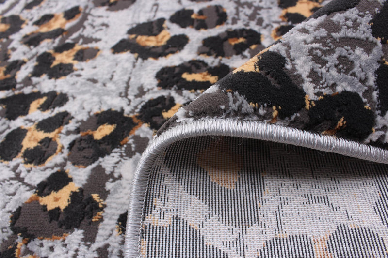 Cheah Ivory Area Rug - 5'3\" x 7'3\"