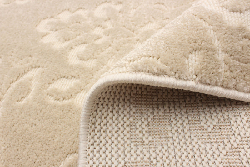 Caledonia Ivory 5'3\" x 7'7\" Area Rug