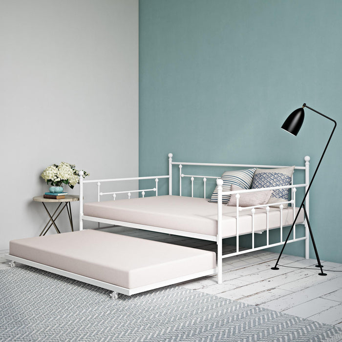 Atwater Living Maisie Full Daybed and Twin Trundle - White