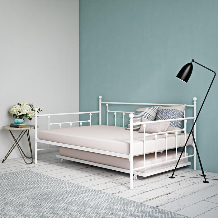 Atwater Living Maisie Full Daybed and Twin Trundle - White