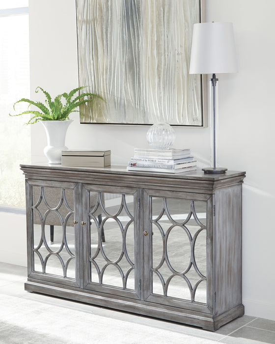Roel Accent Cabinet