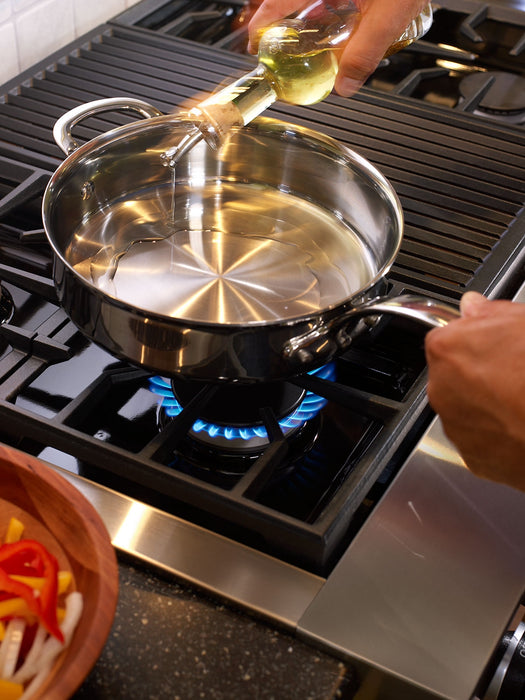 KitchenAid 48\" Commercial-Style Gas Cooktop with Grill – KGCU484VSS