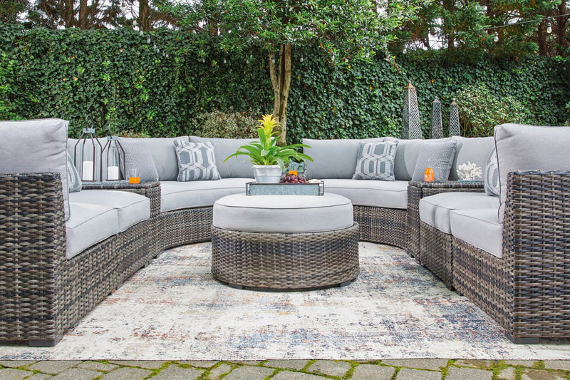 Lilo Large Outdoor Patio Ottoman - Resin Wicker & Nuvella Fabric, UV & Weather Resistant - Grey