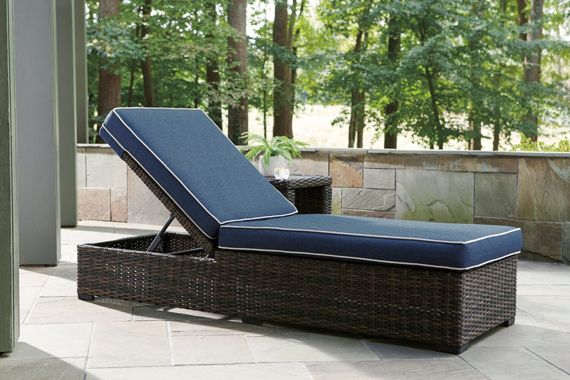 Hilo Outdoor Patio Lounger with Adjustable Backrest -UV & Weather Resistant - Brown/Blue