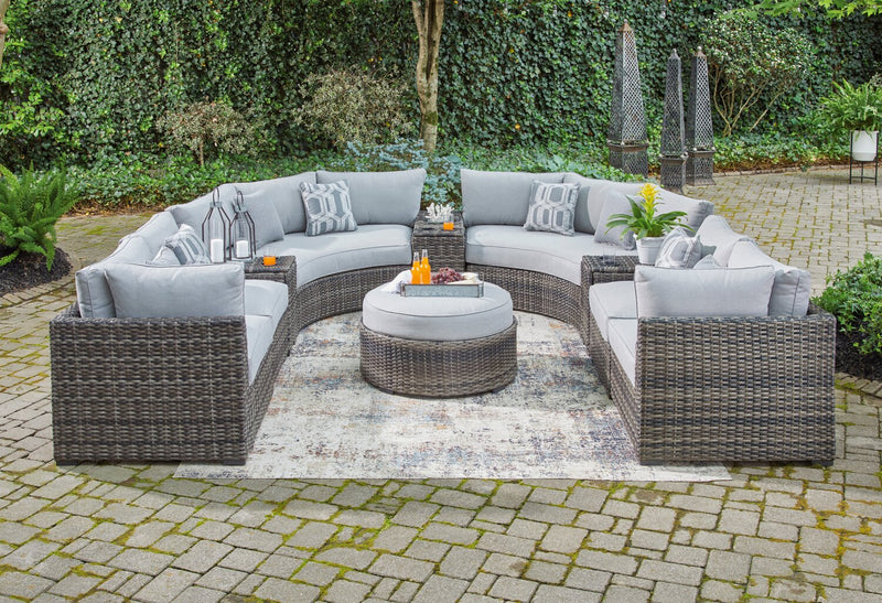 Lilo Large Outdoor Patio Ottoman - Resin Wicker & Nuvella Fabric, UV & Weather Resistant - Grey